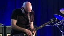 Joe Satriani - Surfing With The Alien Iconcerts演唱会现场版
