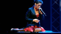 Christina Aguilera - Impossible