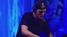 Avicii - Avicii Live At Tomorrowland 2015