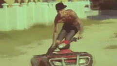 Machine Gun Kelly - La La La(The Floating Song)