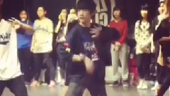 TFBOYS,易烊千玺 - 易烊千玺舞蹈