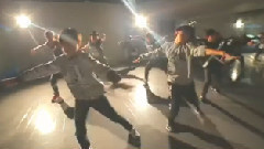 TFBOYS,易烊千玺 - 舞蹈练习室