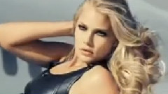 Love Your Scars Away