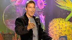 Ricky Martin - La Bomba