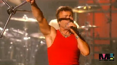 Queen - We Will Rock You