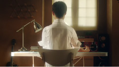 李宇春 - WhyMe前导宣传片 开场