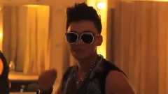 王宝强 - 电视剧<一飞冲天>拍摄花絮之最炫民族风