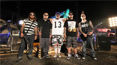 扭曲机器 - Crazy Farce