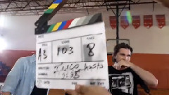 Un Poco Perdido Behind The Scenes 4