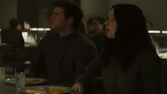 <饥饿游戏3:嘲笑鸟(上)> 精彩片段