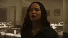 电影<饥饿游戏3:嘲笑鸟(上)> 终极版预告片