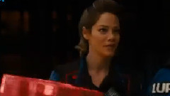 电影<像素大战>精彩片段 中文片段之英雄救美