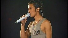 谢霆锋 - 至少还有你 Reborn Live LIVE 演唱会2003 北京站现场版