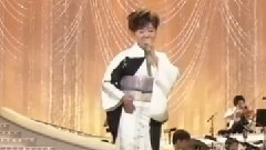 花はあなたの肩に咲く