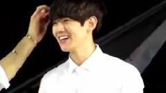 天使的笑容与性感的化身