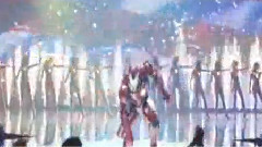 电影<钢铁侠2>精彩片段之Making An Entrance