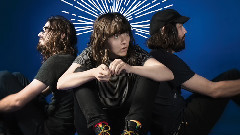 Courtney Barnett - Shivers