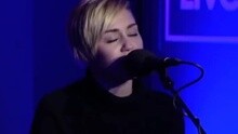 Miley Cyrus - Summertime Sadness In The Live Lounge Radio1现场版 2015