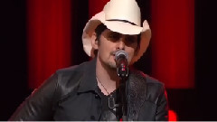 Brad Paisley - Crushin It'