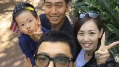 王宝强 - 王宝强娇妻离开酒店外出 儿子戴墨镜星范儿足