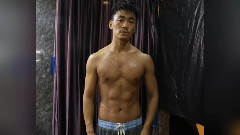 王宝强 - 王宝强大秀肌肉似健美先生