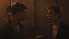 电影<宿主>精彩片段之Not Human