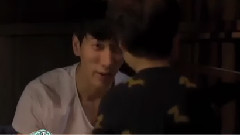 电影<爸爸去哪儿>片段之天天为爸爸洗脚