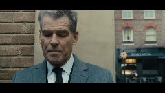 电影<幸存者>正片片段:咖啡馆炸弹袭击