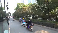 天堂里有没有车来车往