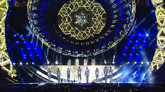 伯贤MC & Call Me Baby & Love Me Right