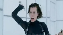 电影<生化危机5:惩罚> 片段之Corridor Fight