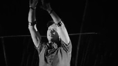 Armin Van Buuren,Hardwell - Off the Hook