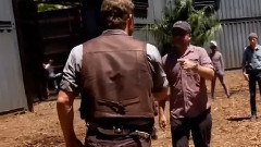 电影<侏罗纪世界>拍摄直击之迅猛龙