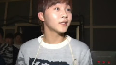 Show Champion 后台采访