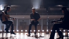 Dierks Bentley,Charles Kelley,Eric Paslay - The Driver