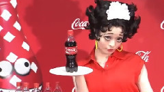 きゃりーぱみゅぱみゅ - きゃりー,入浴中のセクシー姿 ベティちゃん に変身