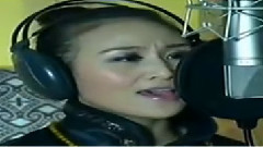 央金兰泽 - 我们不会忘记