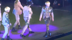 SHINee - Breaking News