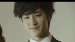 电影<粉与灰>最新预告