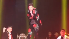 瞄准心脏开一枪