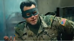 电影<海扁王2>精彩片段之Justice Forever