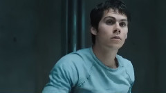 电影<移动迷宫2>精彩片段之片段