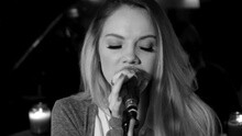 Danielle Bradbery - Me And My Broken Heart