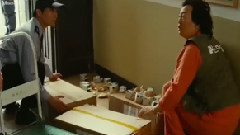 电影<7号房的礼物>片段3