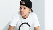 Avicii - Broken Arrows 预告版
