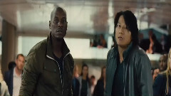 电影<速度与激情6>精彩片段之Attack