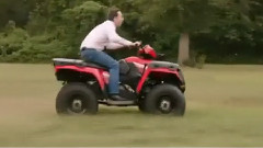 电影<假期历险记>片段Favorite Way To Start The Day