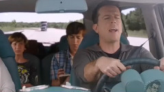 <假期历险记>片段6:Vin Diesel Hand Brake Turn