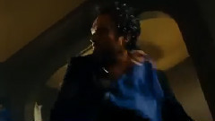 电影<惊天魔盗团>精彩片段中文片段之魔术牌大战