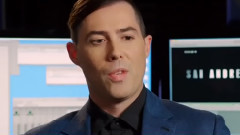 电影<末日崩塌>精彩片段 中文制作特辑